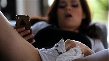 Filme porno de sexo intenso com novinha safada