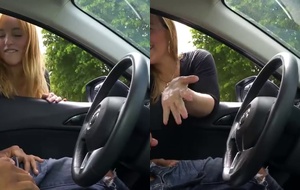 Safada curiosa pedindo informação com o pau pra fora e terminando com boquete gostoso