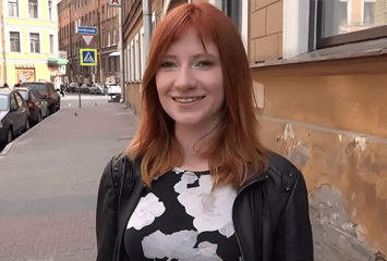 Sexo por dinheiro da ruiva novinha safada