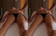 Esposa safada chupando e sentando gostoso no pau do massagista até gemer de prazer