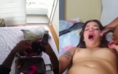 Taxista safado metendo forte na novinha turista em troca da carona